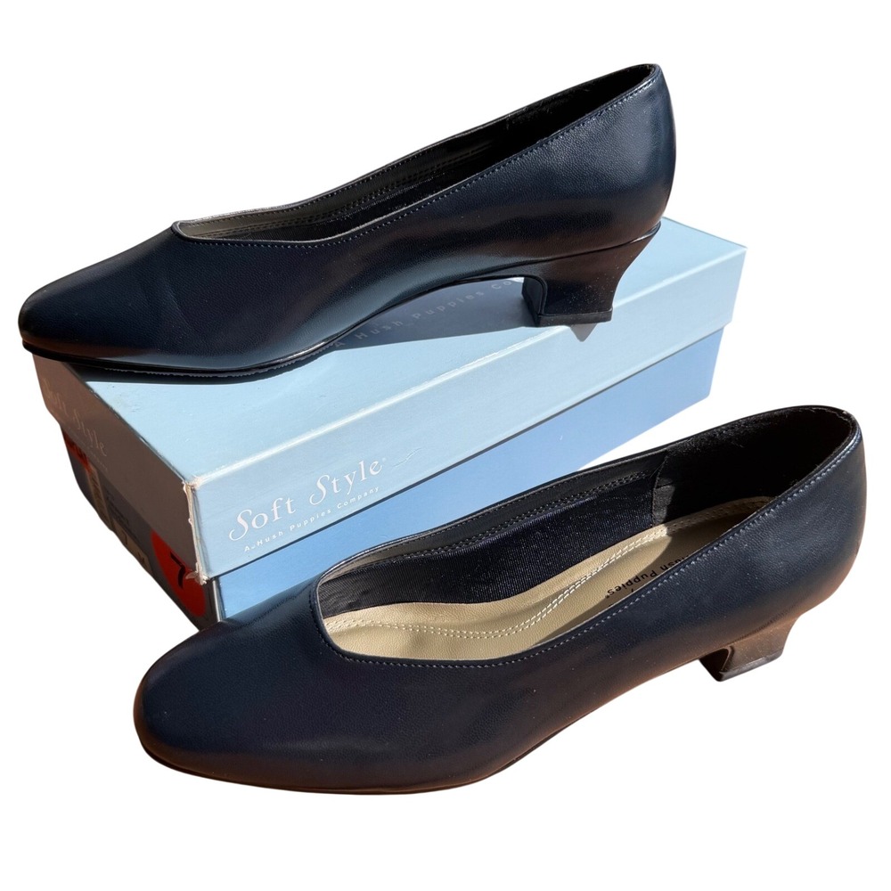 Soft Style Hush Puppies Karavan II‎ Navy Blue Low Heel Pump Shoes 7M H75354